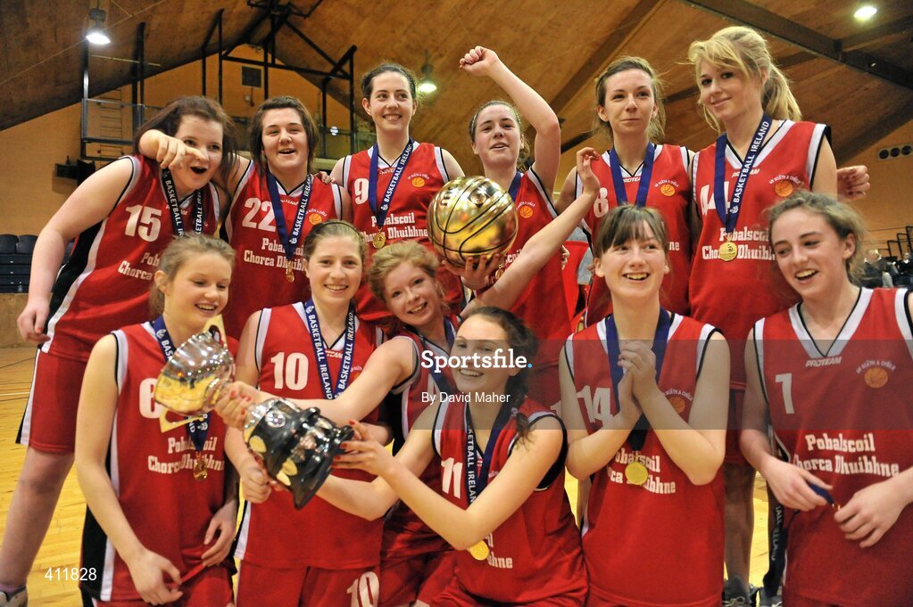 22 March 2010; Pobailscoil Dingle players celebrate with the cup. U16B Girls - All-Ireland Schools League Finals 2010, Gort Community School, Galway v Pobailscoil Dingle, Kerry, National Basketball Arena, Tallaght, Dublin. Picture credit: David Maher / SPORTSFILE