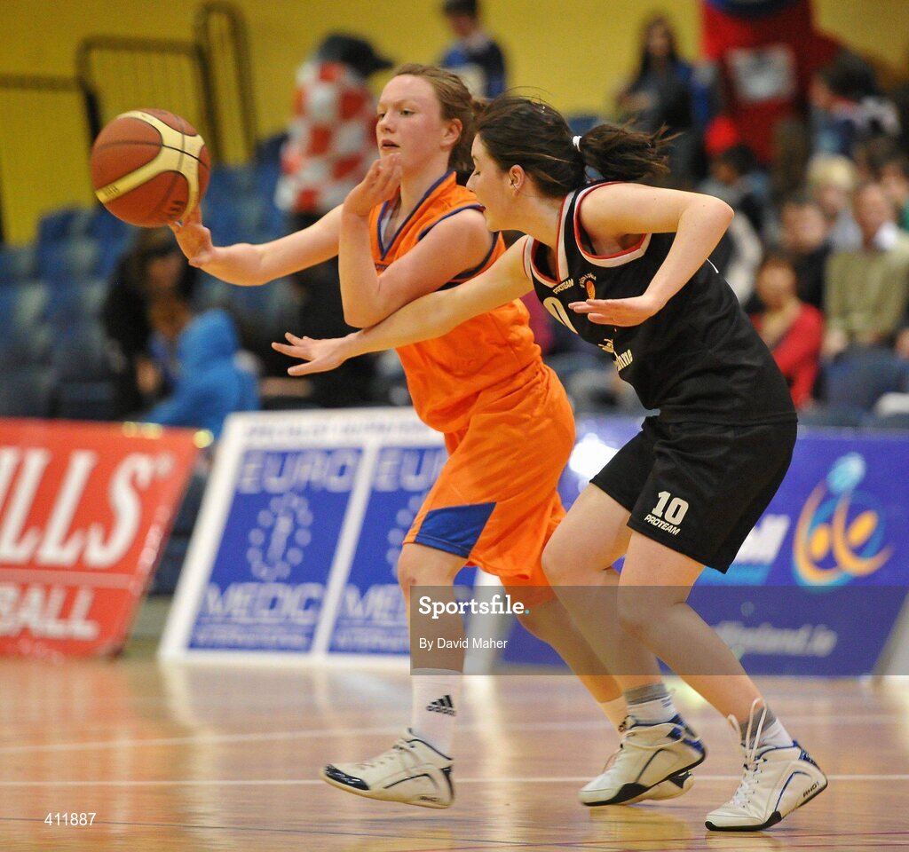 22 March 2010; Anne Kate O'Connor, Presentation Secondary School, in action against Aoife Ni gheibheannaigh, Pobailscoil Dingle. U19B Girls - All-Ireland Schools League Finals 2010, Presentation Secondary School, Tralee v Pobailscoil Dingle, Kerry, National Basketball Arena, Tallaght, Dublin. Picture credit: David Maher / SPORTSFILE