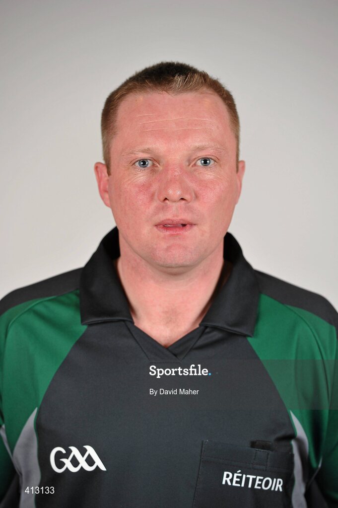24 March 2010; Referee Eamon Hasson, Derry. Picture credit: David Maher / SPORTSFILE