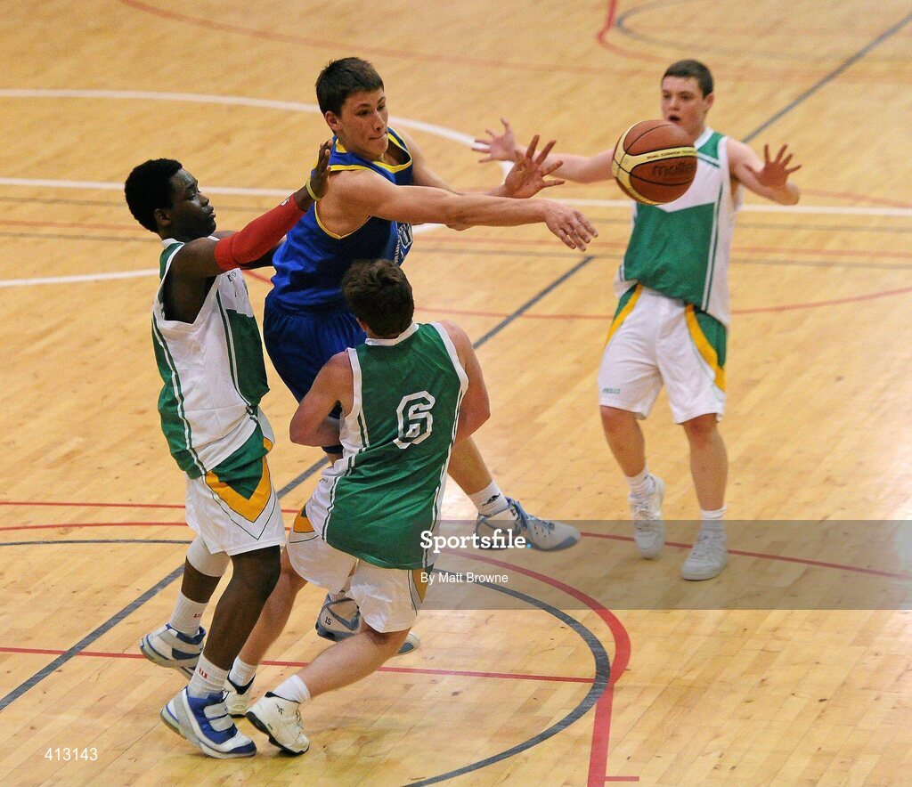 25 March 2010; Tomas Mitkus, Colaiste Einde, in action against Djibola Busari and Conor Stewart, Tallaght Community School. U16C Boys - All-Ireland Schools League Finals 2010, Tallaght Community School, Dublin v Colaiste Einde, Galway, National Basketball Arena, Tallaght, Dublin. Picture credit: Matt Browne / SPORTSFILE