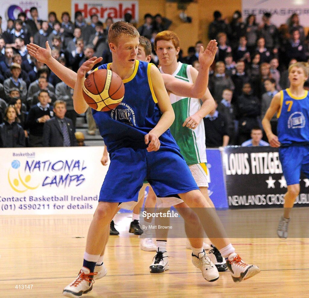 25 March 2010; Toms Fabriciuss, Colaiste Einde, in action against Conor Stewart, Tallaght Community School. U16C Boys - All-Ireland Schools League Finals 2010, Tallaght Community School, Dublin v Colaiste Einde, Galway, National Basketball Arena, Tallaght, Dublin. Picture credit: Matt Browne / SPORTSFILE