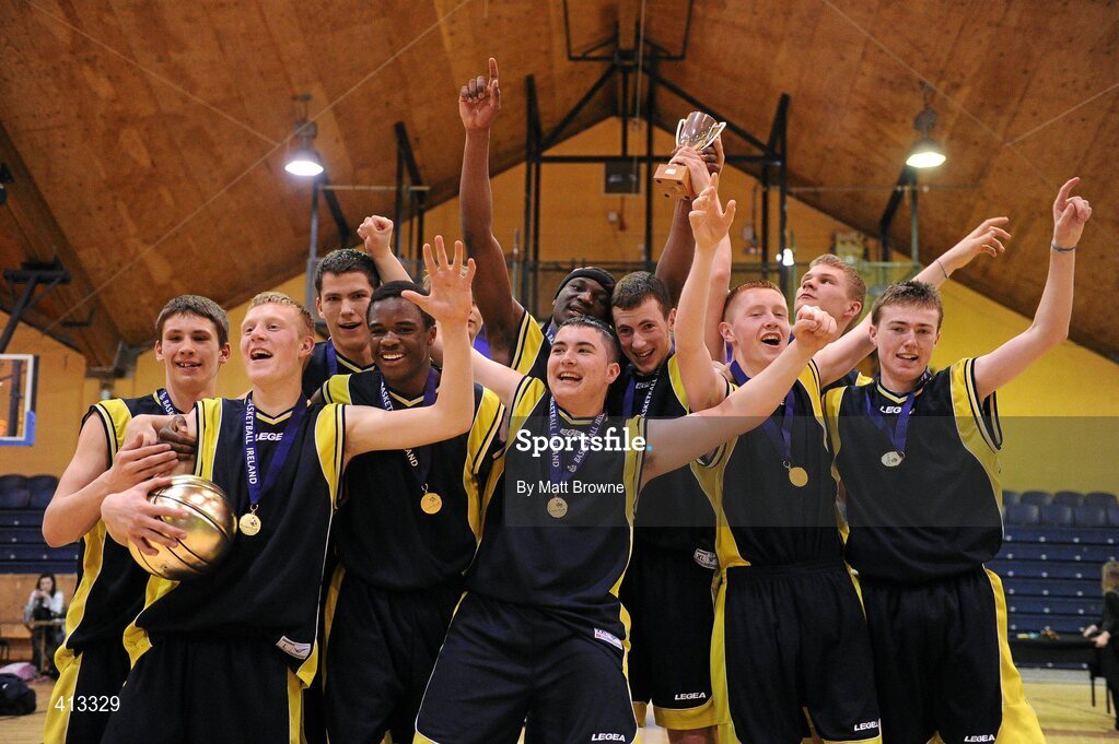 25 March 2010; The Colaiste Einde team celebrate with the cup. U19C Boys - All-Ireland Schools League Finals 2010, Colaiste Einde, Galway v CBS Ennistymon, Clare, National Basketball Arena, Tallaght, Dublin. Picture credit: Matt Browne / SPORTSFILE