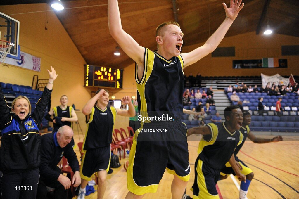 25 March 2010; Colaiste Einde players celebrate after the final whistle. U19C Boys - All-Ireland Schools League Finals 2010, Colaiste Einde, Galway v CBS Ennistymon, Clare, National Basketball Arena, Tallaght, Dublin. Picture credit: Matt Browne / SPORTSFILE