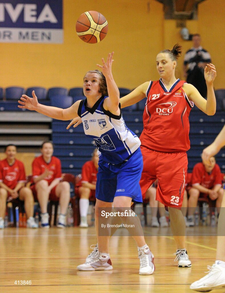 27 March 2010; Claire Rockall, Team Montenotte Hotel Cork, in action against Ann Marie Healy, DCU Mercy. IrishSport.TV Women’s SuperLeague Final, Team Montenotte Hotel Cork v DCU Mercy, National Basketball Arena, Tallaght, Dublin. Picture credit: Brendan Moran / SPORTSFILE