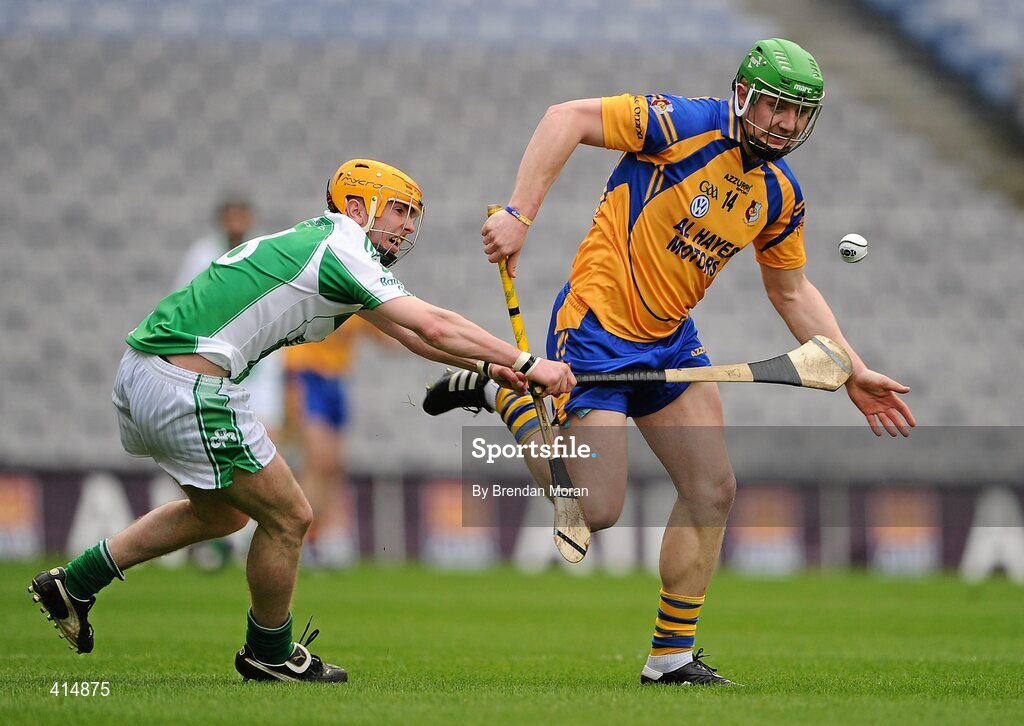 17 March 2010; Joe Canning, Portumna, in action against James 'Cha' Fitzpatrick, Ballyhale Shamrocks. AIB GAA Hurling All-Ireland Senior Club Championship Final, Ballyhale Shamrocks v Portumna, Croke Park, Dublin. Picture credit: Brendan Moran / SPORTSFILE
