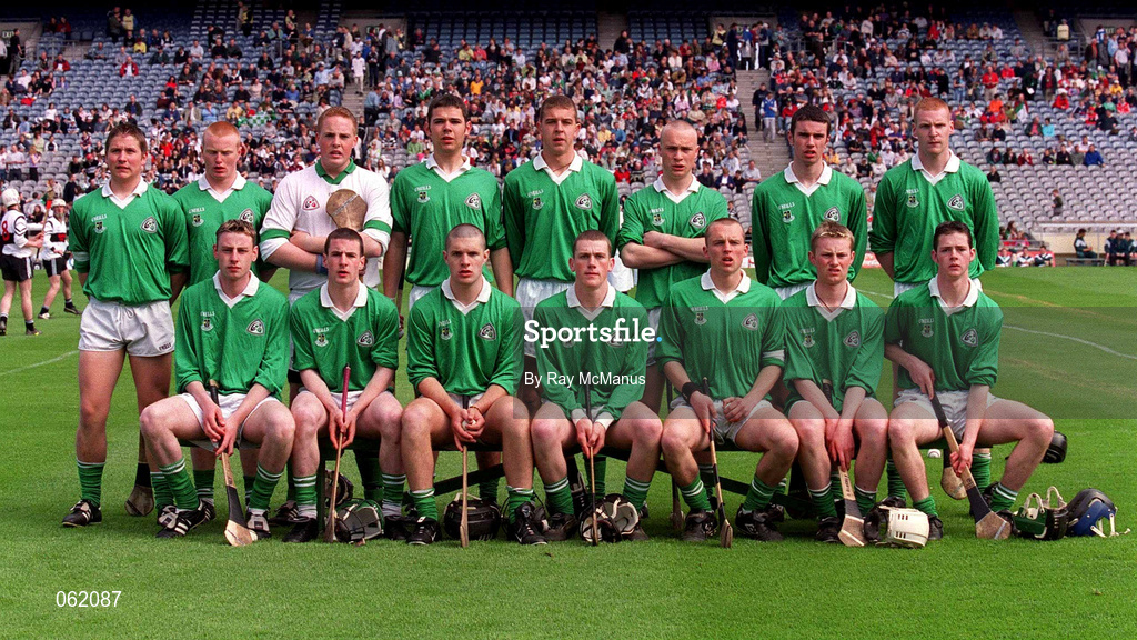 5 May 2001; St Colman's hurling team ahead of the All-Ireland Colleges Senior 'A' Hurling Final match between Gort Community School and St Colman's at Croke Park in Dublin. Photo by Ray McManus/Sportsfile
