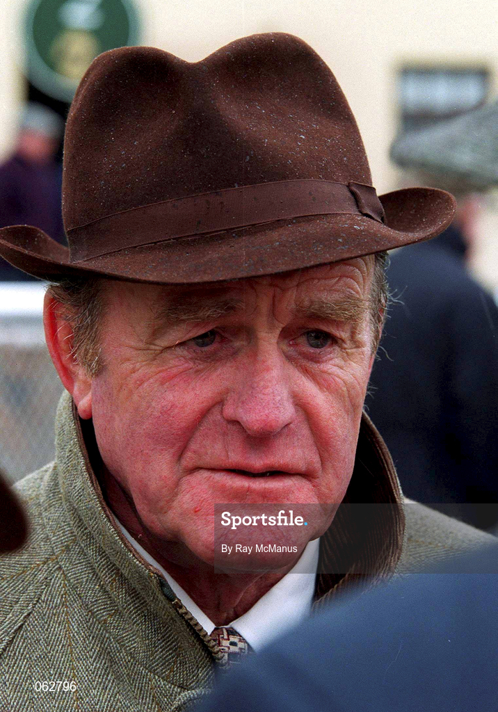 21 April 2001; Trainer Kevin Predergast at The Curragh Racecourse in Kildare. Photo by Ray McManus/Sportsfile