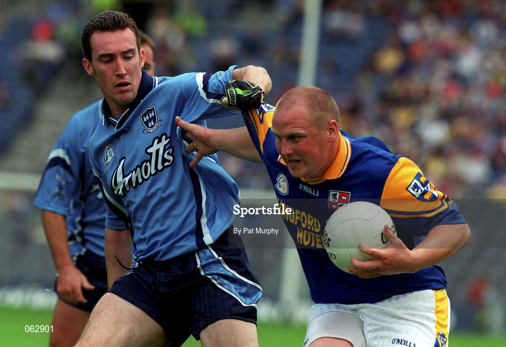 27 May 2001; Niall Sheridan of Longford is tackled by Paddy Christie of Dublin during the Bank of Ireland Leinster Senior Football Championship Quarter-Final match between Dublin and Longford at Croke Park in Dublin. Photo by Pat Murphy/Sportsfile