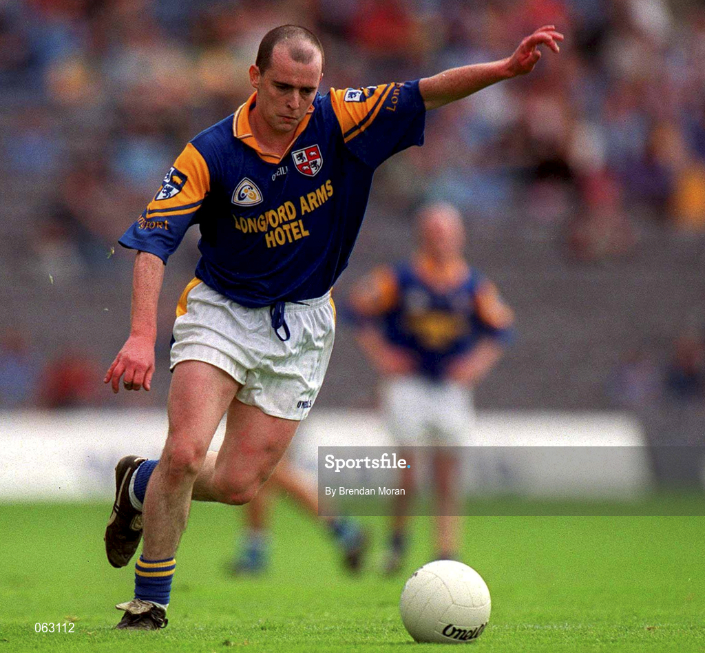 27 May 2001; Padraig Davis of Longford during the Bank of Ireland Leinster Senior Football Championship Quarter-Final match between Dublin and Longford at Croke Park in Dublin. Photo by Brendan Moran/Sportsfile