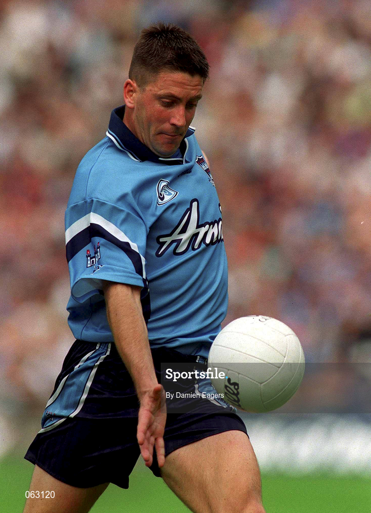27 May 2001; Senan Connell of Dublin during the Bank of Ireland Leinster Senior Football Championship Quarter-Final match between Dublin and Longford at Croke Park in Dublin. Photo by Damien Eagers/Sportsfile
