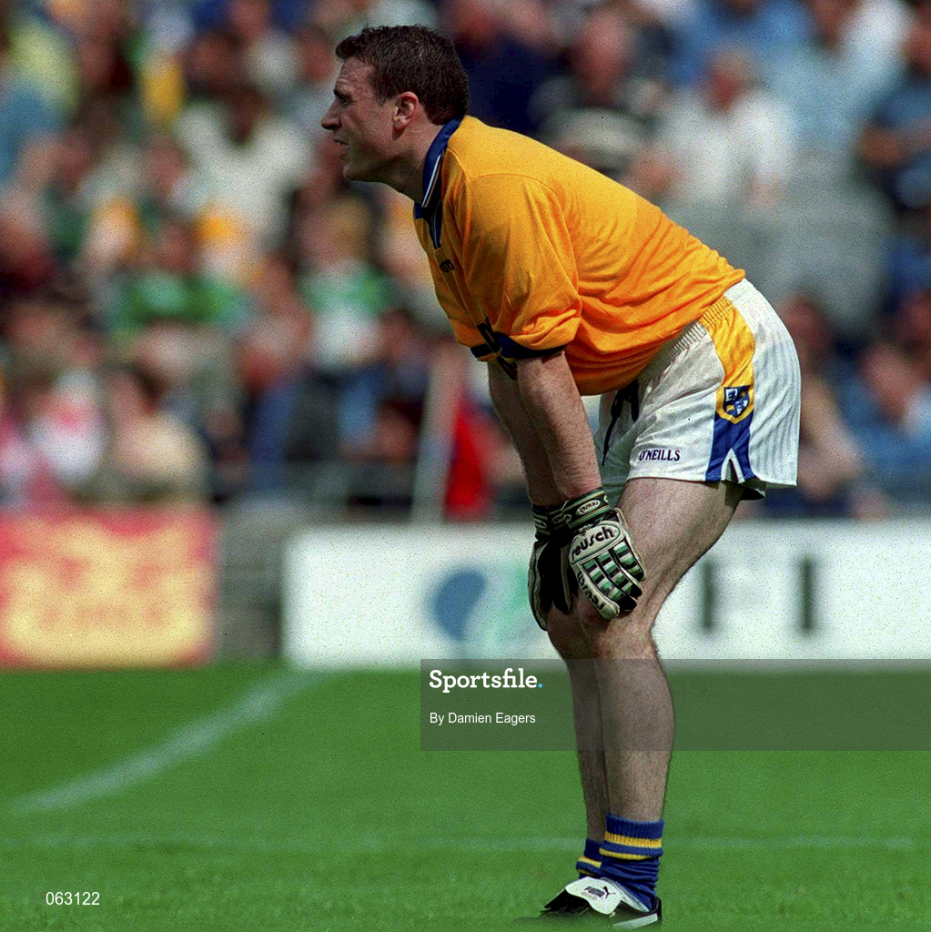 27 May 2001; Gavin Tonra of Longford during the Bank of Ireland Leinster Senior Football Championship Quarter-Final match between Dublin and Longford at Croke Park in Dublin. Photo by Damien Eagers/Sportsfile