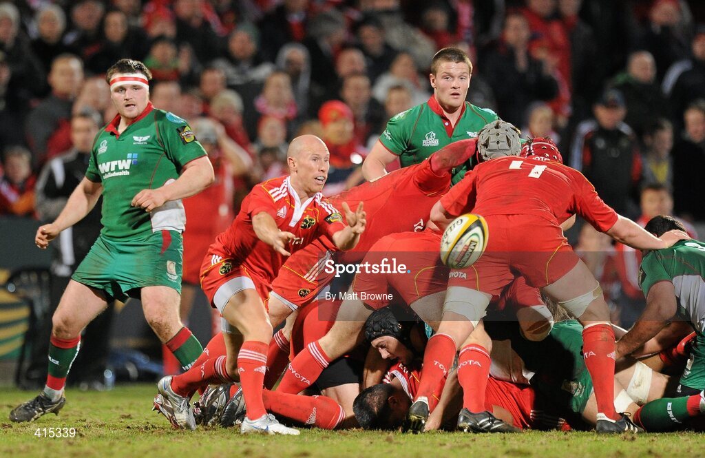 18 March 2010; Peter Stringer, Munster. Celtic League, Munster v Scarlets, Musgrave Park, Cork. Picture credit: Matt Browne / SPORTSFILE