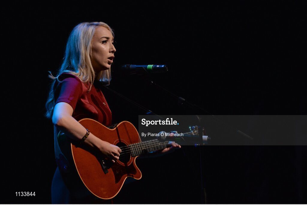 2 April 2016; Kathryn Mullan, Robert Emmet's Slaughtneil, representing Derry and Ulster, competing in the Amhránaiocht Aonair competition. All-Ireland Scór Sinsir Championship Finals. INEC, Gleneagle Hotel, Killarney, Co. Kerry. Picture credit: Piaras Ó Mídheach / SPORTSFILE