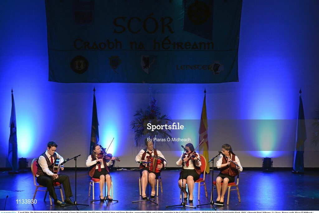 2 April 2016; The Daingean team of, Shauna Mc Garrigle, Cianna Mc Garrigle, Ian O’Connor, Patricia Colgon and Emma Bracken, representing Offaly and Leinster, competing in the Ceol Uirlise competition. All-Ireland Scór Sinsir Championship Finals. INEC, Gleneagle Hotel, Killarney, Co. Kerry. Picture credit: Piaras Ó Mídheach / SPORTSFILE