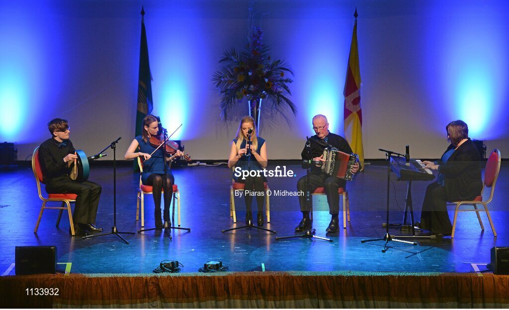 2 April 2016; The Naomh Mhuire, Carraig Droma Rúisc team of, Brian Mostyn, Laura Crossan, Clare Bohan, Brendan Bohan and Marian Brogan, representing Leitrim and Connacht, competing in the Ceol Uirlise competition. All-Ireland Scór Sinsir Championship Finals. INEC, Gleneagle Hotel, Killarney, Co. Kerry. Picture credit: Piaras Ó Mídheach / SPORTSFILE