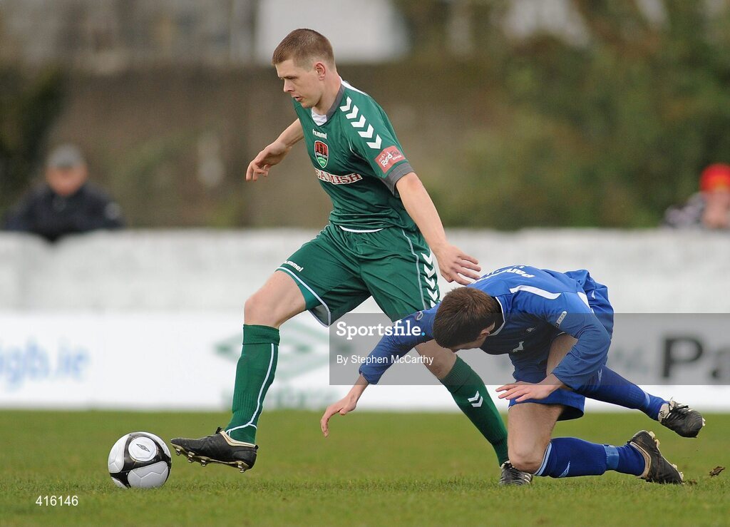 2 April 2010; Davin O'Neill, Cork City Foras Co-op, in action against Jeffrey Judge, Limerick FC. Airtricity League, First Division, Limerick FC v Cork City Foras Co-op, Jackman Park, Limerick. Picture credit: Stephen McCarthy / SPORTSFILE