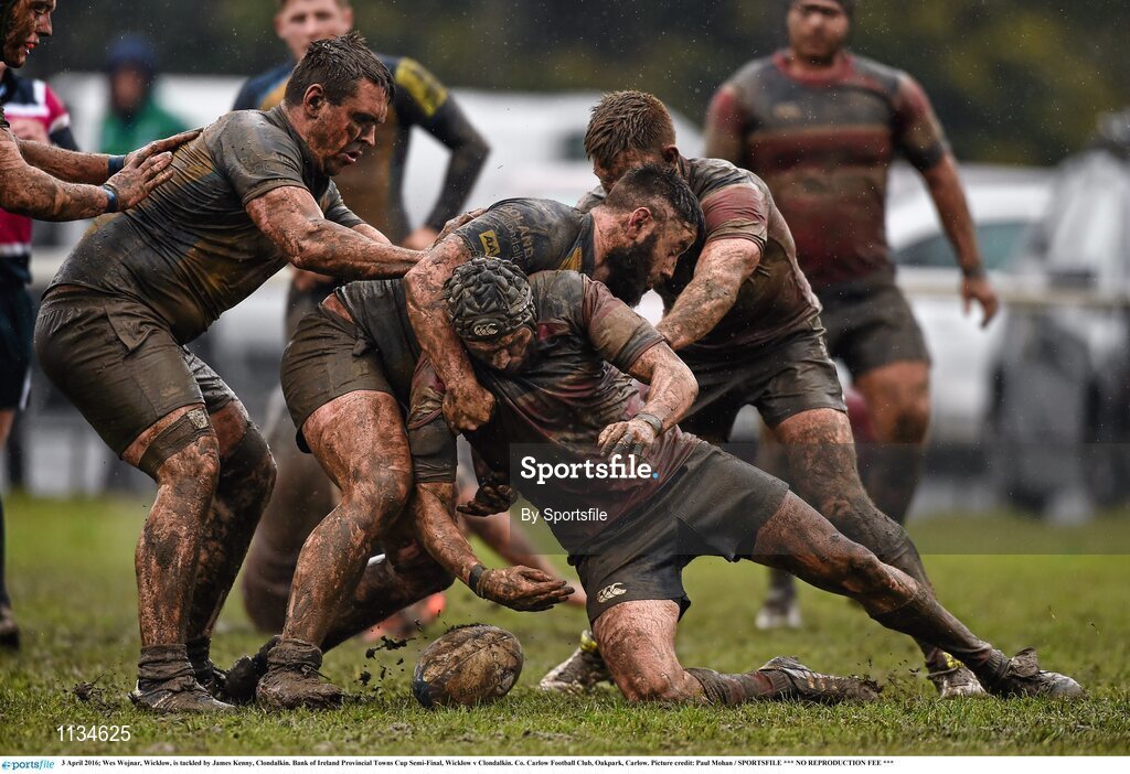 3 April 2016; Wes Wojnar, Wicklow, is tackled by James Kenny, Clondalkin. Bank of Ireland Provincial Towns Cup Semi-Final, Wicklow v Clondalkin. Co. Carlow Football Club, Oakpark, Carlow. Photo by Sportsfile