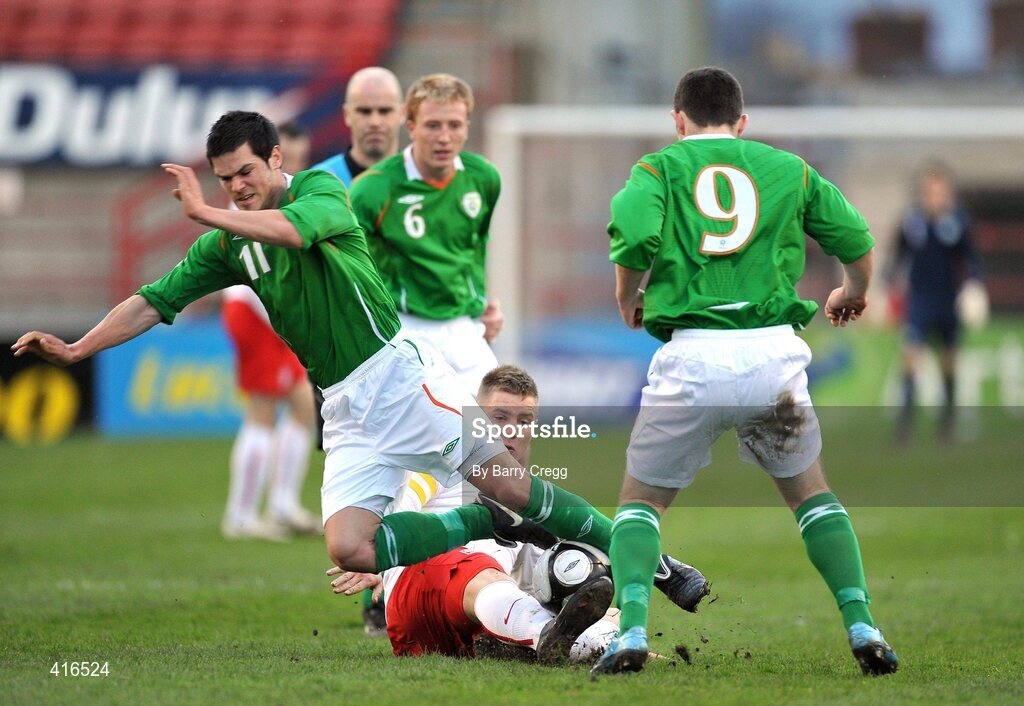 6 April 2010; Jimmy Keohane, left, and Conor Henderson, right, Republic of Ireland, in action against Tomaz Holota, Poland. U19 Friendly, Republic of Ireland v Poland, Tolka Park, Dublin. Picture credit: Barry Cregg / SPORTSFILE