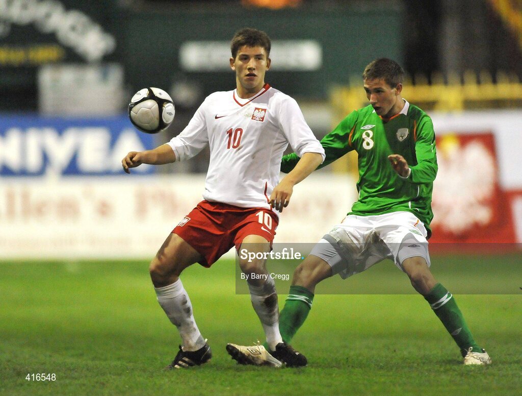 6 April 2010; Mateusz Mozdzen, Poland in action against  Conor Hourihane, Republic of Ireland. U19 Friendly, Republic of Ireland v Poland, Tolka Park, Dublin. Picture credit: Barry Cregg / SPORTSFILE