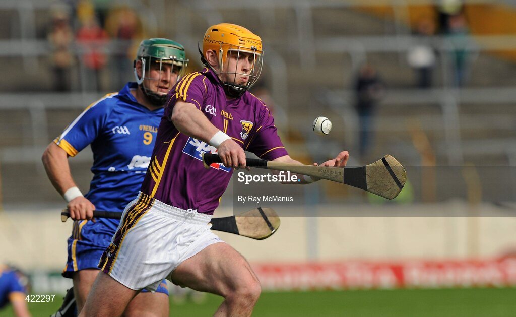 2 May 2010; Eoin Quigley, Wexford, in action againsy Brian O'Connell, Clare. Allianz GAA Hurling National League Division 2 Final, Clare v Wexford, Semple Stadium, Thurles, Co Tipperary. Picture credit: Ray McManus / SPORTSFILE