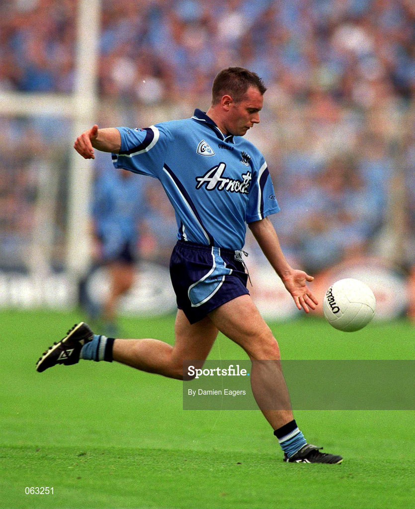 27 May 2001; Thomas Lynch of Dublin during the Bank of Ireland Leinster Senior Football Championship Quarter-Final match between Dublin and Longford at Croke Park in Dublin. Photo by Damien Eagers/Sportsfile
