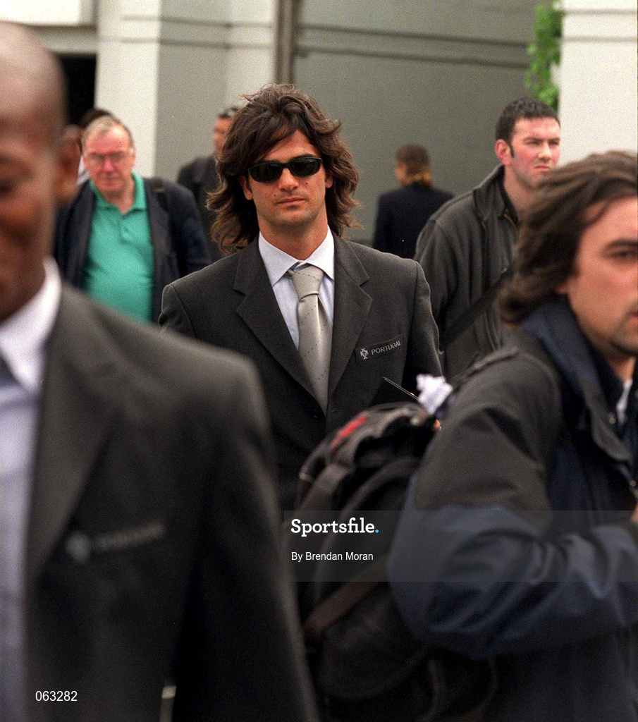 31 May 2001; Fernando Couto of Portugal arrives at Dublin airport prior to the FIFA World Cup 2002 Group 2 Qualifier match against the Republic of Ireland in Lansdowne Road in Dublin. Photo by Brendan Moran/Sportsfile