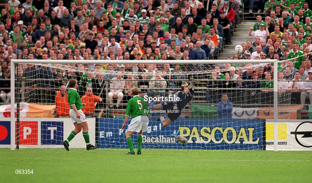 2 June 2001; Republic of Ireland goalkeeper Shay Given makes a save during the FIFA World Cup 2002 Group 2 Qualifier match between Republic of Ireland and Portugal at Lansdowne Road in Dublin. Photo by Brendan Moran/Sportsfile