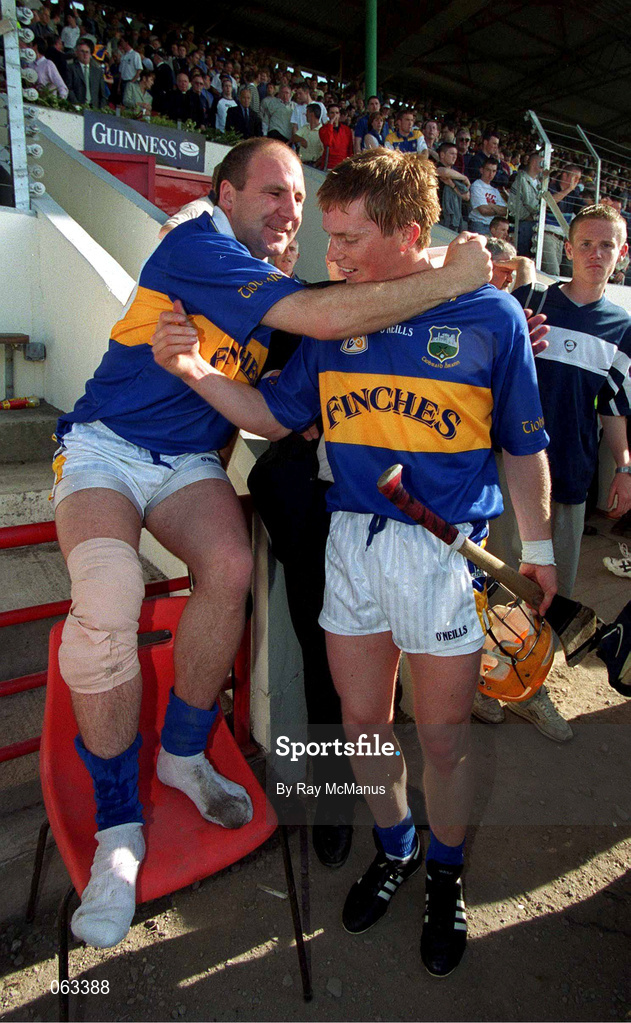 3 June 2001; Tipperary players John Leahy, left, and Paul Ormonde celebrate following the Guinness Munster Senior Hurling Championship Semi-Final match between Tipperary and Clare at Páirc Uí Chaoimh in Cork. Photo by Ray McManus/Sportsfile