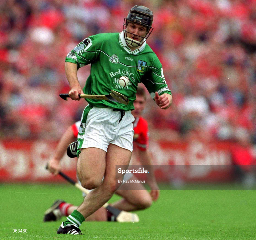 27 May 2001; Jack Foley of Limerick during the Guinness Munster Senior Hurling Championship Quarter-Final match between Cork and Limerick at Páirc Uí Chaoimh in Cork. Photo by Ray McManus/Sportsfile