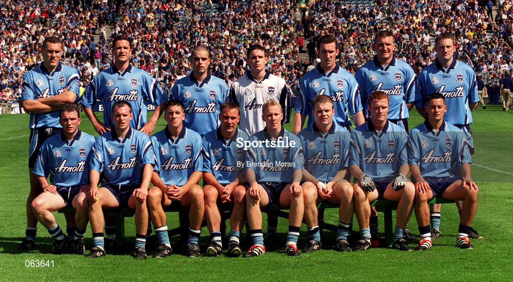 27 May 2001; The Dublin team ahead of the Bank of Ireland Leinster Senior Football Championship Quarter-Final match between Dublin and Longford at Croke Park in Dublin. Photo by Brendan Moran/Sportsfile