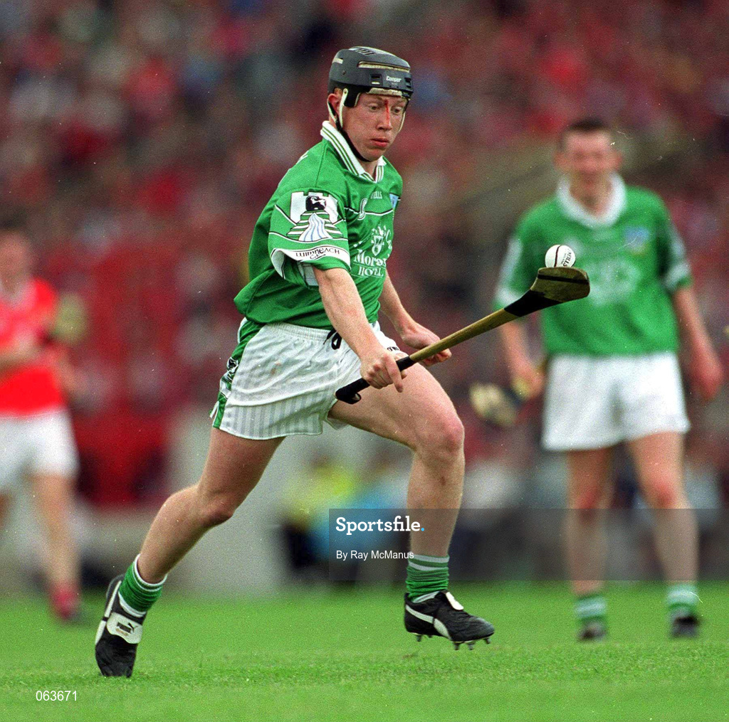 27 May 2001; James Butler of Limerick during the Guinness Munster Senior Hurling Championship Quarter-Final match between Cork and Limerick at Páirc Uí Chaoimh in Cork. Photo by Ray McManus/Sportsfile