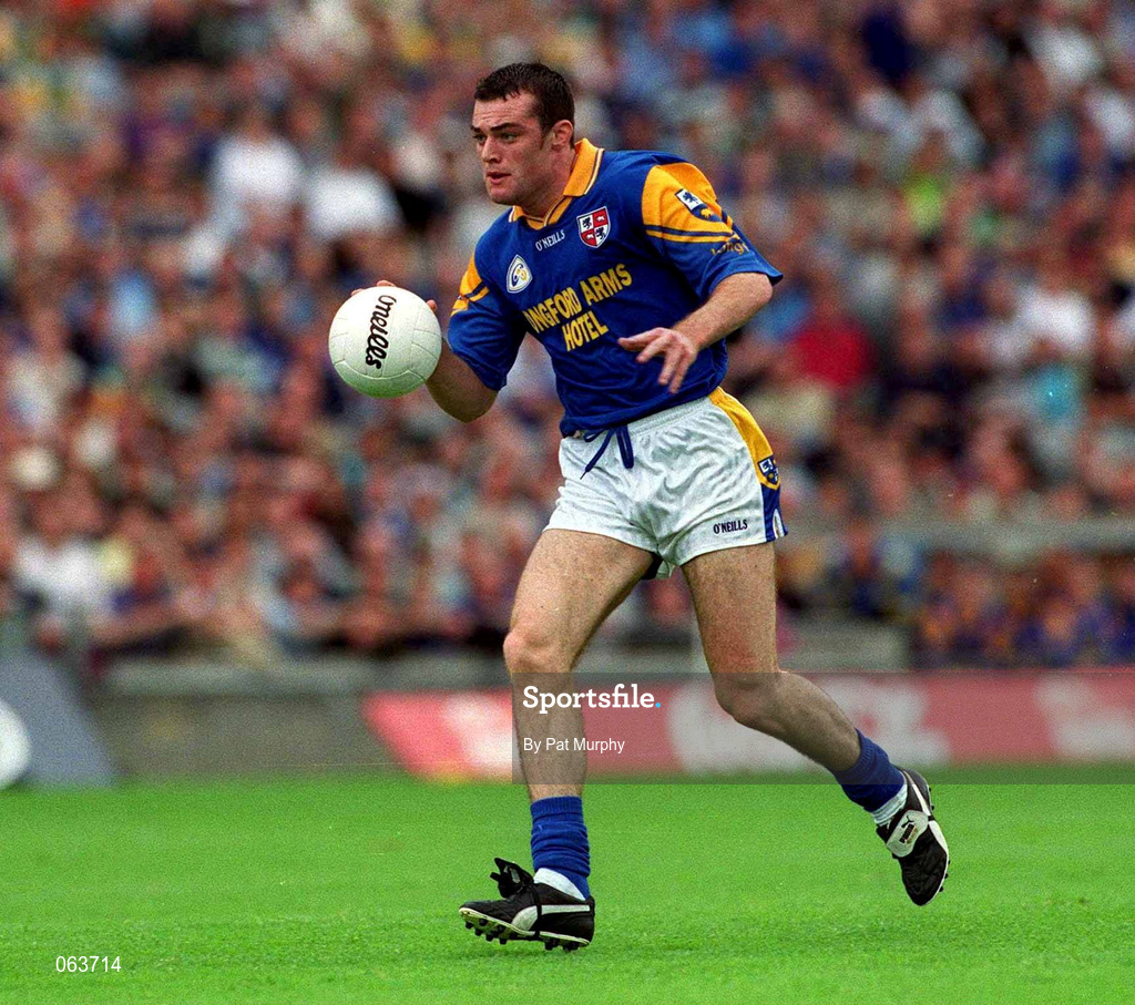 27 May 2001; Paul Barden of Longford during the Bank of Ireland Leinster Senior Football Championship Quarter-Final match between Dublin and Longford at Croke Park in Dublin. Photo by Pat Murphy/Sportsfile