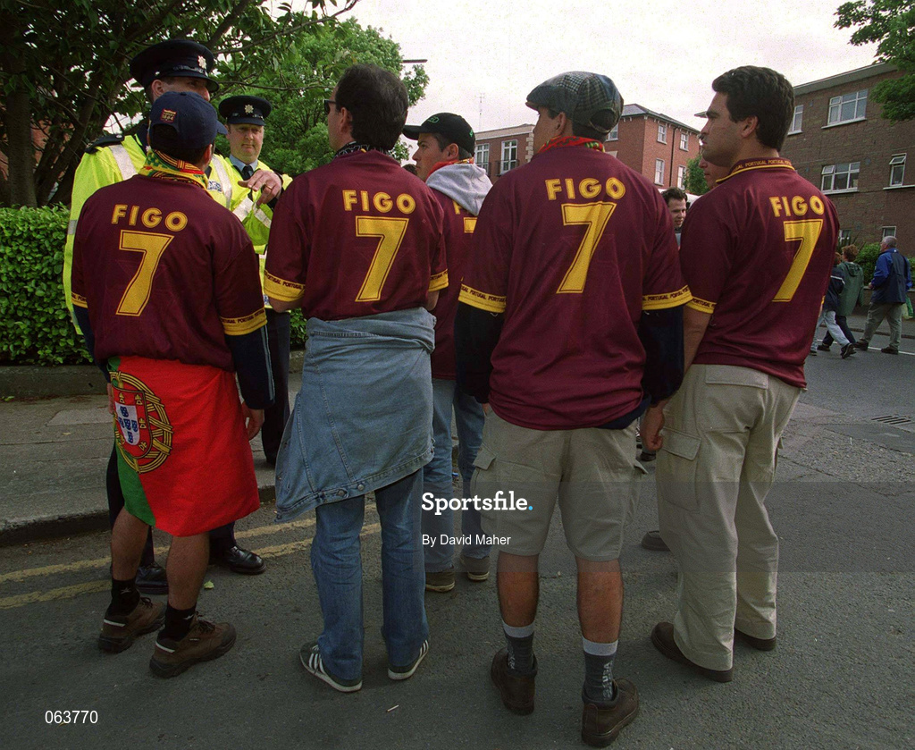 2 June 2001; Portugal supporters leave Lansdowne Road following the FIFA World Cup 2002 Group 2 Qualifier match between Republic of Ireland and Portugal at Lansdowne Road in Dublin. Photo by David Maher/Sportsfile