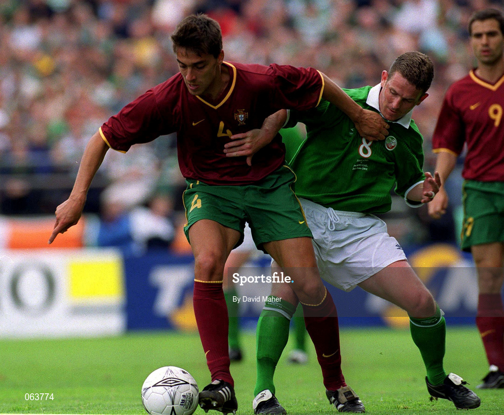 2 June 2001; Roberto 'Beto' Severo of Portugal in action against Mark Kinsella of Republic of Ireland during the FIFA World Cup 2002 Group 2 Qualifier match between Republic of Ireland and Portugal at Lansdowne Road in Dublin. Photo by David Maher/Sportsfile