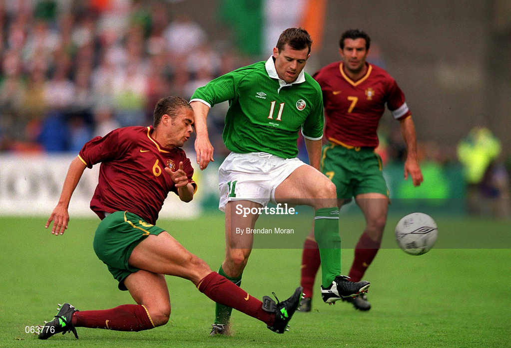 2 June 2001; Kevin Kilbane of Republic of Ireland in action against Nuno Miguel Frechant of Portugal during the FIFA World Cup 2002 Group 2 Qualifier match between Republic of Ireland and Portugal at Lansdowne Road in Dublin. Photo by Brendan Moran/Sportsfile