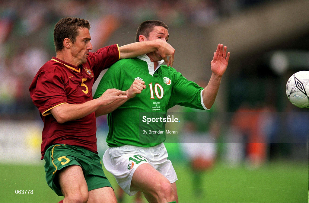 2 June 2001; Robbie Keane of Republic of Ireland in action against Litos of Portugal during the FIFA World Cup 2002 Group 2 Qualifier match between Republic of Ireland and Portugal at Lansdowne Road in Dublin. Photo by Brendan Moran/Sportsfile