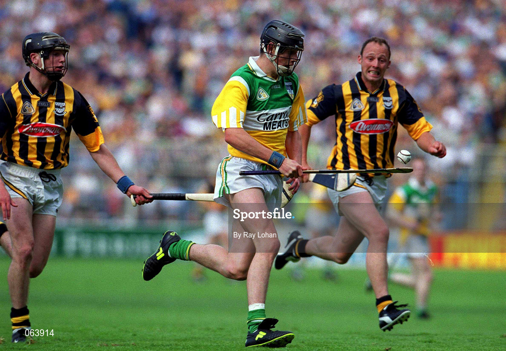 10 June 2001; Rory Hannify of Offaly in action against JJ Delaney, left, and Andy Comerford of Kilkenny during the Guinness Leinster Senior Hurling Championship Semi-Final match between Kilkenny and Offaly at Croke Park in Dublin. Photo by Ray Lohan/Sportsfile
