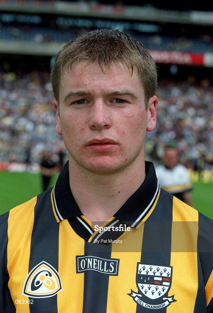 10 June 2001; JJ Delaney of Kilkenny ahead of the Guinness Leinster Senior Hurling Championship Semi-Final match between Kilkenny and Offaly at Croke Park in Dublin. Photo by Pat Murphy/Sportsfile