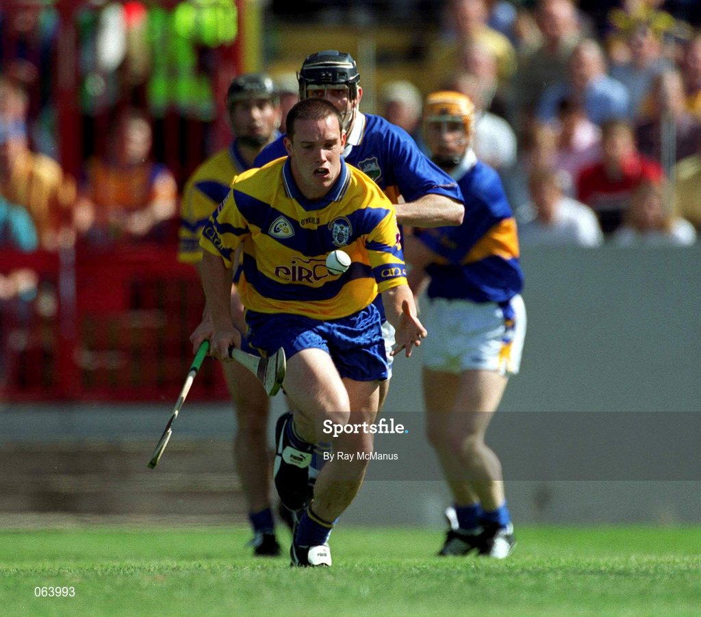 3 June 2001; Barry Murphy of Clare during the Guinness Munster Senior Hurling Championship Semi-Final match between Tipperary and Clare at Páirc Uí Chaoimh in Cork. Photo by Ray McManus/Sportsfile
