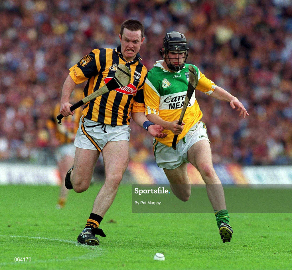 10 June 2001; Michael Kavanagh of Kilkenny in action against Brendan Murphy of Offaly during the Guinness Leinster Senior Hurling Championship Semi-Final match between Kilkenny and Offaly at Croke Park in Dublin. Photo by Pat Murphy/Sportsfile