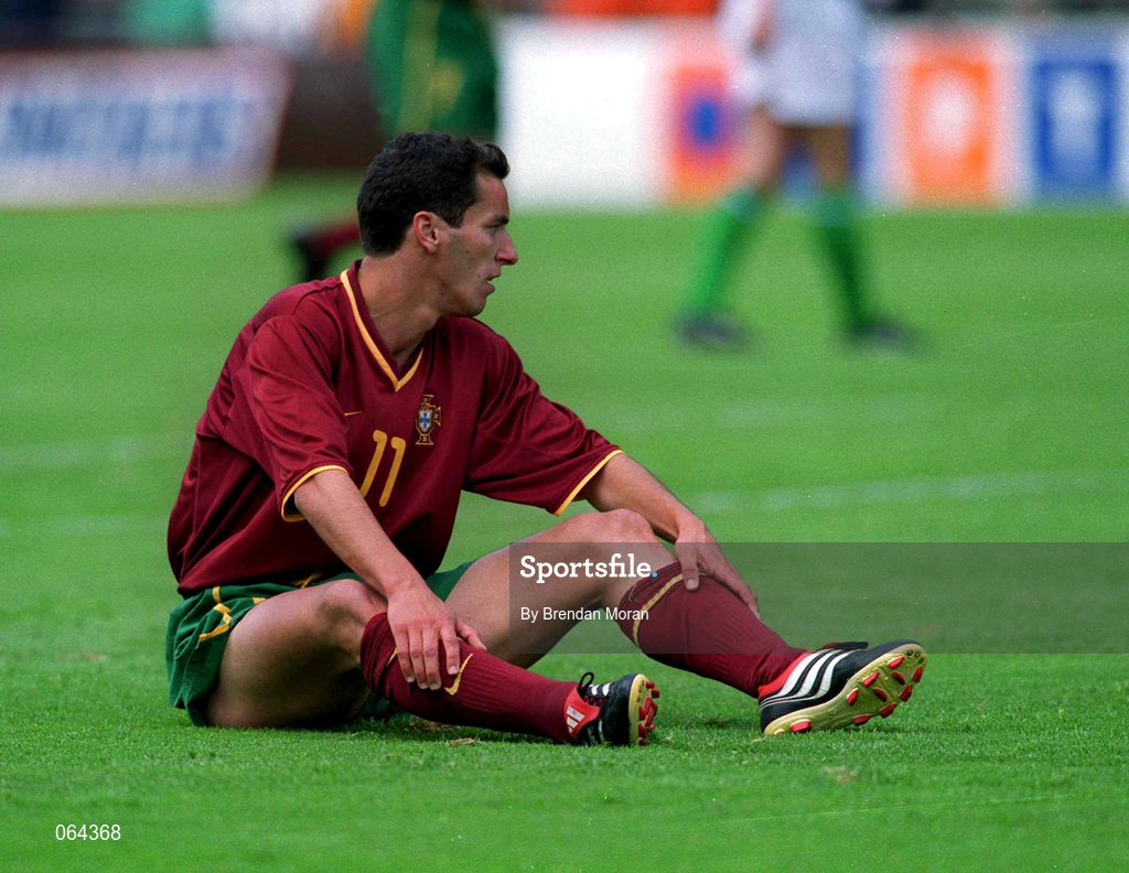 2 June 2001; Armando Petit of Portugal during the FIFA World Cup 2002 Group 2 Qualifier match between Republic of Ireland and Portugal at Lansdowne Road in Dublin. Photo by Brendan Moran/Sportsfile