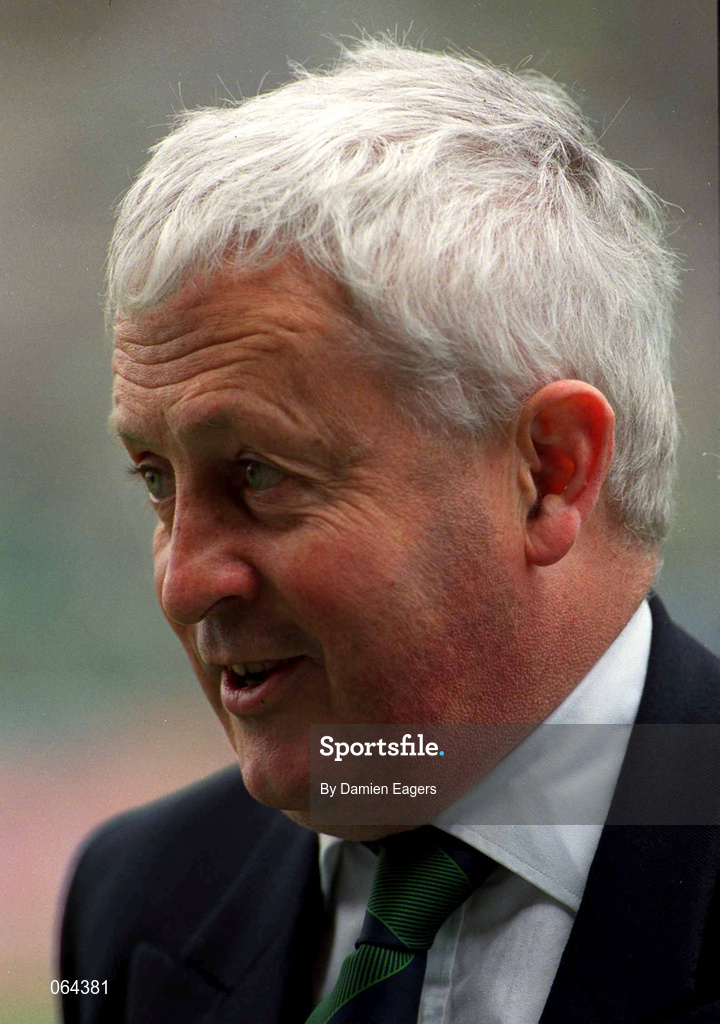 2 June 2001; FAI Chief Executive Brendan Menton ahead of the FIFA World Cup 2002 Group 2 Qualifier match between Republic of Ireland and Portugal at Lansdowne Road in Dublin. Photo by Damien Eagers/Sportsfile