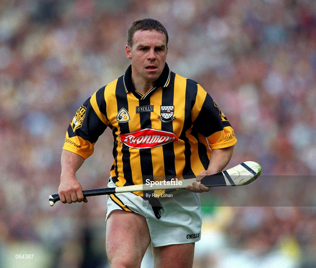 10 June 2001; Charlie Carter of Kilkenny during the Guinness Leinster Senior Hurling Championship Semi-Final match between Kilkenny and Offaly at Croke Park in Dublin. Photo by Ray Lohan/Sportsfile