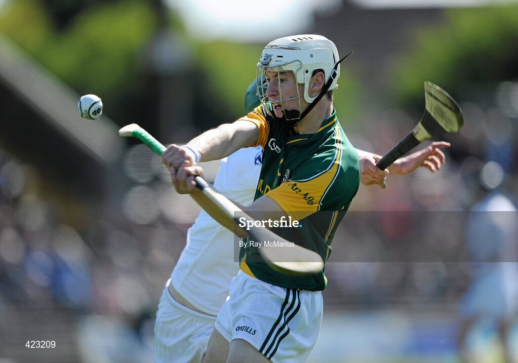 8 May 2010; Barry Shevlin, Meath, in action against Paudie Reidy, Kildare. Christy Ring Cup, Round 1, Meath v Kildare, Pairc Tailteann, Navan, Co. Meath. Picture credit: Ray McManus / SPORTSFILE
