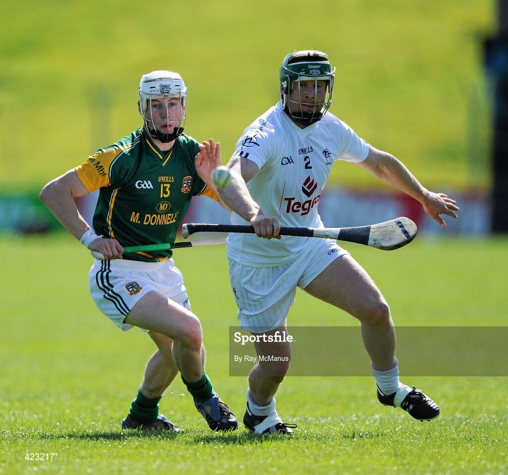 8 May 2010; Paudie Reidy, Kildare, in action against Barry Shevlin, Meath. Christy Ring Cup, Round 1, Meath v Kildare, Pairc Tailteann, Navan, Co. Meath. Picture credit: Ray McManus / SPORTSFILE
