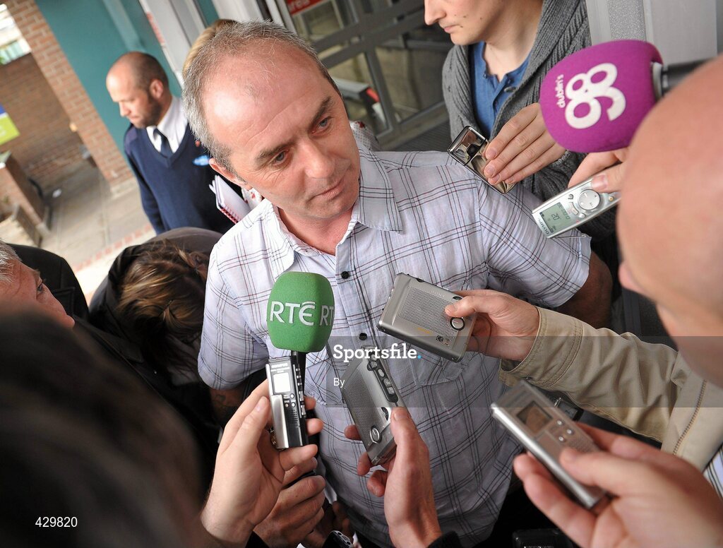 28 May 2010; Brian Duffy, father of Republic of Ireland International Shane Duffy, speaking to members of the media outside the Mater Hospital, Dublin. Picture credit; David Maher / SPORTSFILE