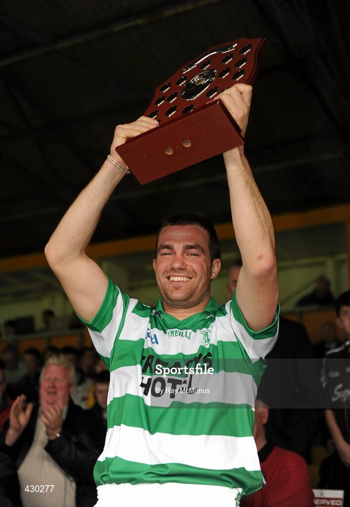 29 May 2010; The Shamrocks captain Mick Weafer lifts the trophy. Leinster GAA Club Hurling League Division 2 Final, Shamrocks, Wexford, v Lucan Sarsfields, Dublin, Nowlan Park, Kilkenny. Picture credit: Ray McManus / SPORTSFILE