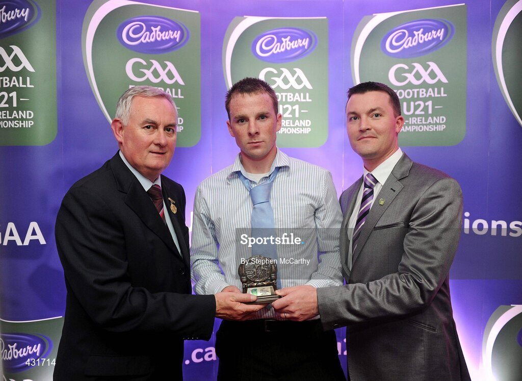 2 June 2010; Uachtarán Chumann Lúthchleas Gael Criostóir Ó Cuana and Shane Guest, Senior Brand Manager, Cadbury Ireland, with Tipperary footballer Peter Acheson who was shortlisted for the 2010 Cadbury Hero of the Future Award, Peter was one of 14 short listed players who excelled throughout the 2010 Cadbury GAA U21 Football Championship. The 2010 Cadbury Hero of the Future Award was won by Rory O’Carroll, from Dublin. All nominees can be seen on www.cadburygaau21.com. Past winners, Colm O’Neill and Fintan Goold from Cork, Killian Young from Kerry and Keith Higgins from Mayo have gone on to represent their Counties at Senior level. Cadbury Under 21 Hero of the Future Awards, Croke Park, Dublin. Picture credit: Stephen McCarthy / SPORTSFILE