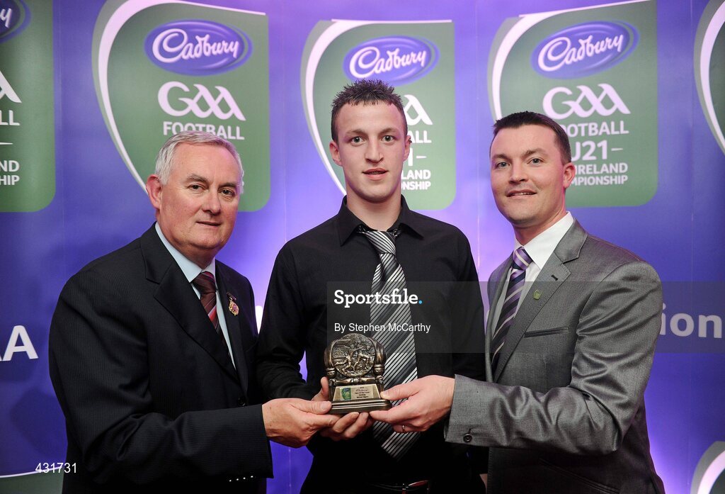 2 June 2010; Uachtarán Chumann Lúthchleas Gael Criostóir Ó Cuana and Shane Guest, Senior Brand Manager, Cadbury Ireland, with Roscommon footballer Michael Higgins who was short listed for the 2010 Cadbury Hero of the Future Award, Michael was one of 14 short listed players who excelled throughout the 2010 Cadbury GAA U21 Football Championship. The 2010 Cadbury Hero of the Future Award was won by Rory O’Carroll, from Dublin. All nominees can be seen on www.cadburygaau21.com. Past winners, Colm O’Neill and Fintan Goold from Cork, Killian Young from Kerry and Keith Higgins from Mayo have gone on to represent their Counties at Senior level. Cadbury Under 21 Hero of the Future Awards, Croke Park, Dublin. Picture credit: Stephen McCarthy / SPORTSFILE