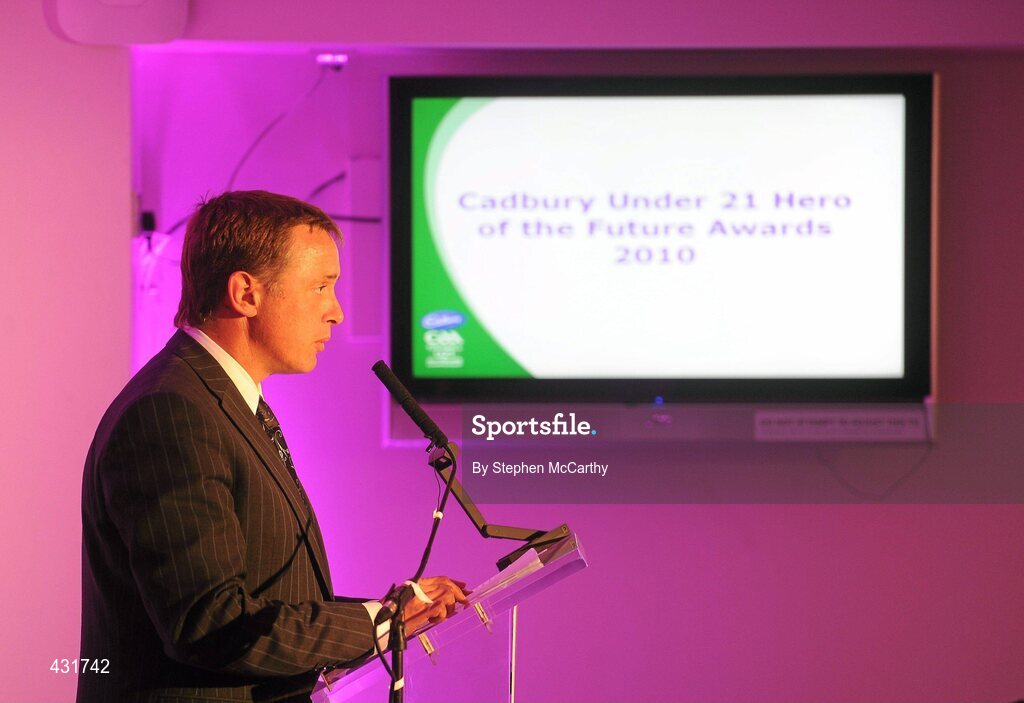 2 June 2010; Hero of the Future Judge Micheal O Domhnaill speaking at the Cadbury Under 21 Hero of the Future Awards. The 2010 Cadbury Hero of the Future Award was won by Rory O’Carroll, from Dublin. All nominees can be seen on www.cadburygaau21.com. Past winners, Colm O’Neill and Fintan Goold from Cork, Killian Young from Kerry and Keith Higgins from Mayo have gone on to represent their Counties at Senior level. Cadbury Under 21 Hero of the Future Awards, Croke Park, Dublin. Picture credit: Stephen McCarthy / SPORTSFILE